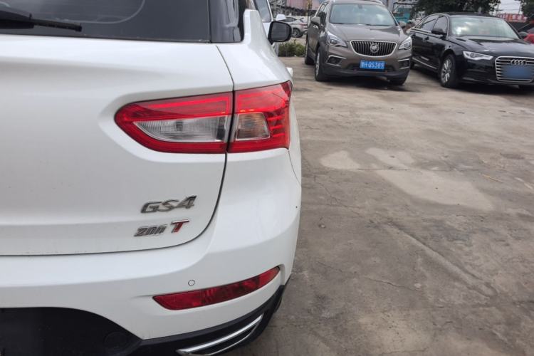 Used GAC Trumpchi GS4 2017 200T Manual Two-Wheel Drive Elite Edition Right Rear Taillight