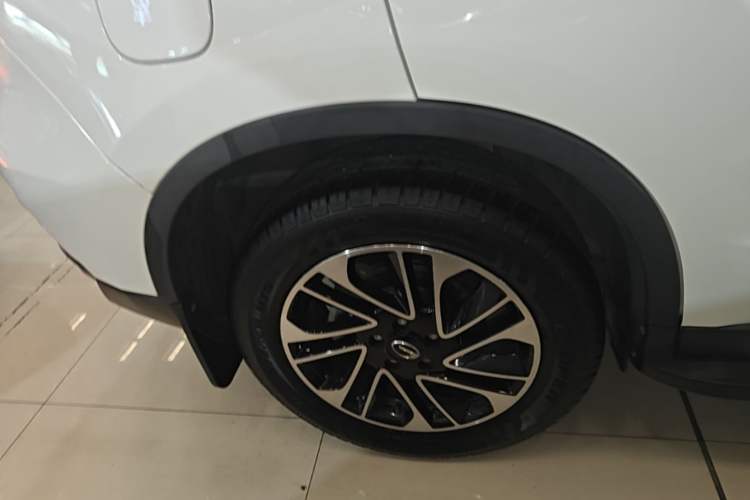 Used GAC Trumpchi GS4 2017 235T Automatic Two-Wheel Drive Elite Edition Right Rear Wheel Hub