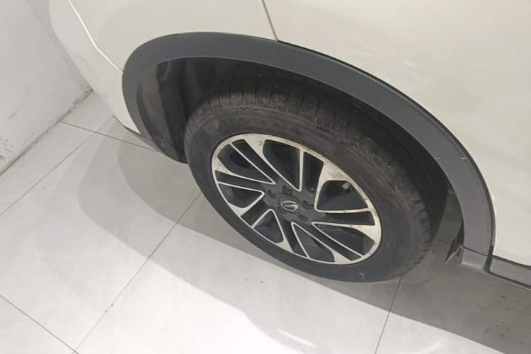 Used GAC Trumpchi GS4 2017 200T G-DCT Two-Wheel Drive Elite Edition Right Rear Wheel Hub