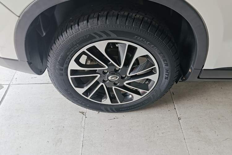 Used GAC Trumpchi GS4 2017 235T G-DCT Two-Wheel Drive Elite Edition Right Rear Wheel Hub