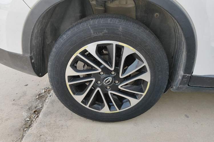 Used GAC Trumpchi GS4 2017 200T Manual Two-Wheel Drive Elite Edition Right Rear Wheel Hub