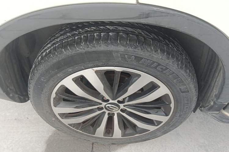 Used GAC Trumpchi GS4 2017 235T Manual Two-Wheel Drive Luxury Edition Right Rear Wheel Hub