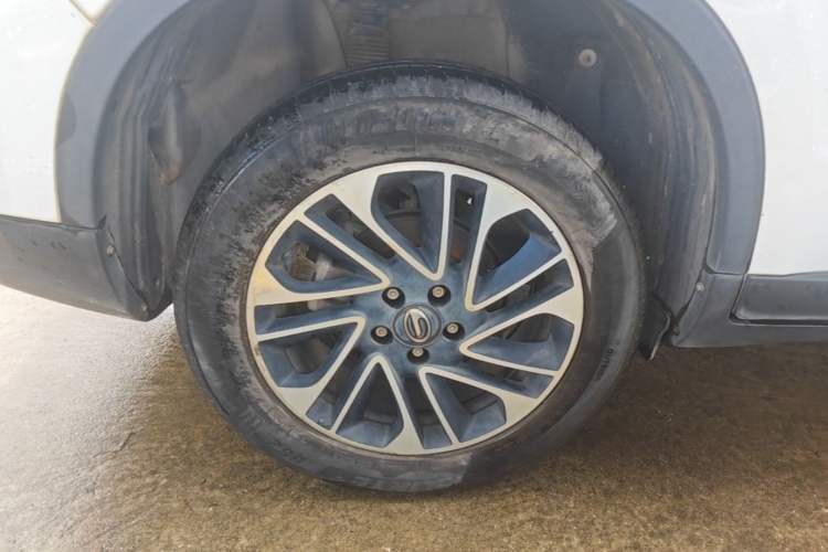 Used GAC Trumpchi GS4 2017 235T Automatic Two-Wheel Drive Elite Edition Right Rear Wheel Hub