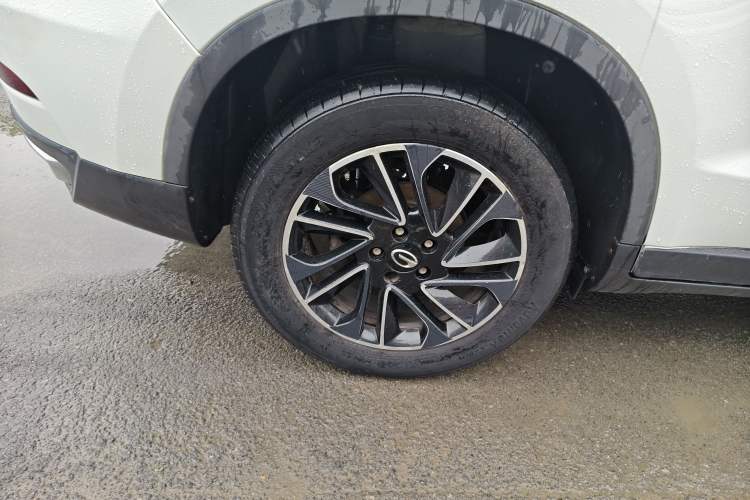 Used GAC Trumpchi GS4 2017 200T Manual Two-Wheel Drive Elite Edition Right Rear Wheel Hub