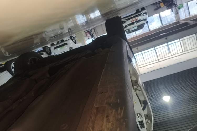 Used GAC Trumpchi GS4 2017 235T Automatic Two-Wheel Drive Elite Edition Right Side Sill