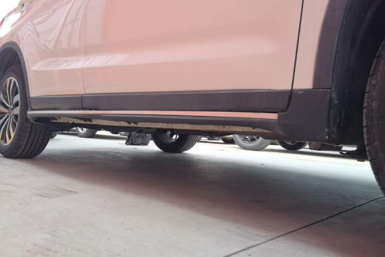 Used GAC Trumpchi GS4 2017 235T Manual Two-Wheel Drive Luxury Edition Right Side Sill