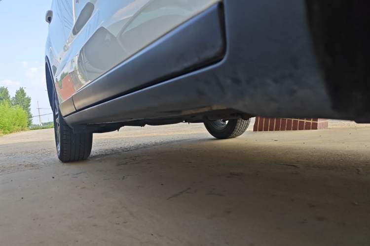 Used GAC Trumpchi GS4 2017 235T Automatic Two-Wheel Drive Elite Edition Right Side Sill