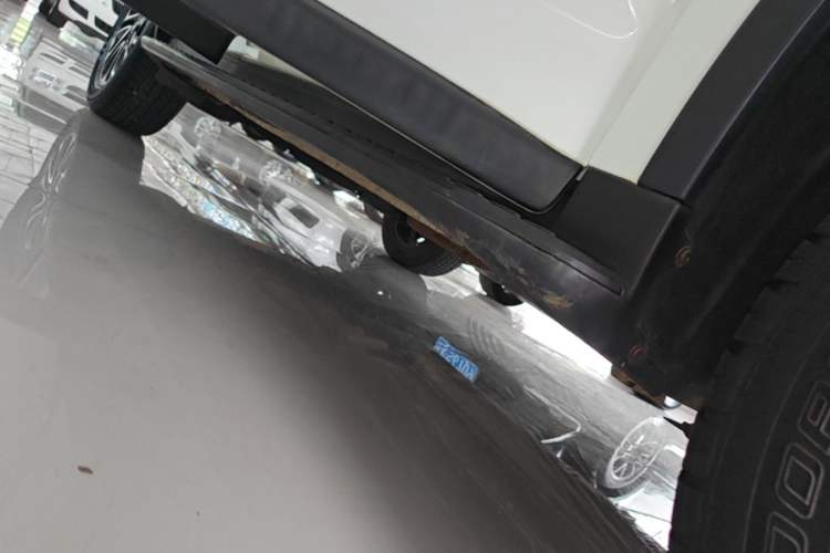 Used GAC Trumpchi GS4 2017 235T Automatic Two-Wheel Drive Elite Edition Right Side Sill