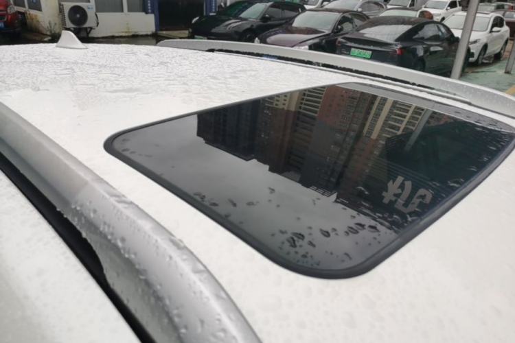 Used GAC Trumpchi GS4 2017 200T Manual Two-Wheel Drive Elite Edition Roof