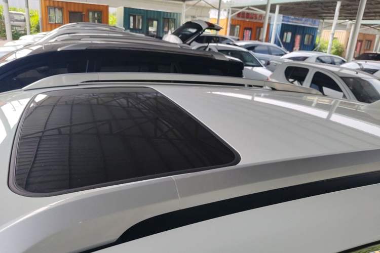 Used GAC Trumpchi GS4 2017 235T Automatic Two-Wheel Drive Luxury Smart Connectivity Version Roof