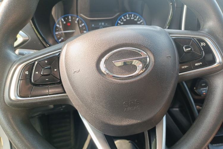 Used GAC Trumpchi GS4 2017 235T Automatic Two-Wheel Drive Elite Edition Steering Wheel