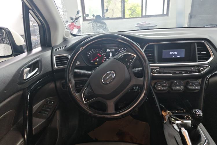 Used GAC Trumpchi GS4 2017 200T Manual Two-Wheel Drive Elite Edition Steering Wheel