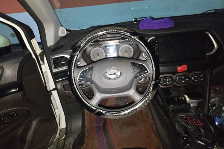 Used GAC Trumpchi GS4 2017 235T Automatic Two-Wheel Drive Elite Edition Steering Wheel