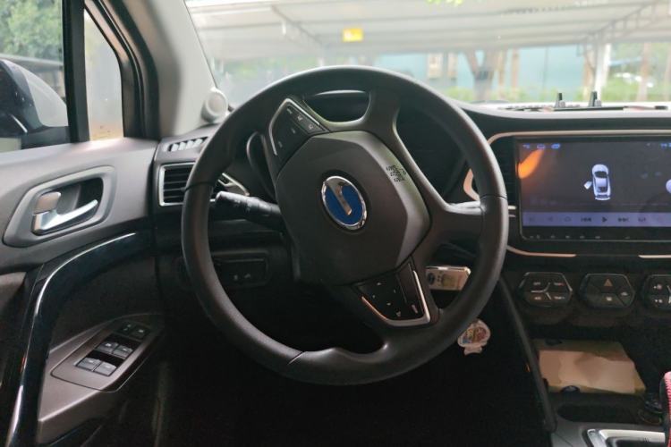 Used GAC Trumpchi GS4 2017 200T Manual Two-Wheel Drive Elite Edition Steering Wheel