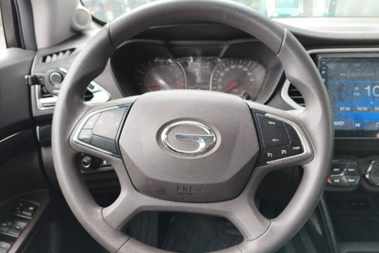 Used GAC Trumpchi GS4 2017 200T G-DCT Two-Wheel Drive Elite Edition Steering Wheel