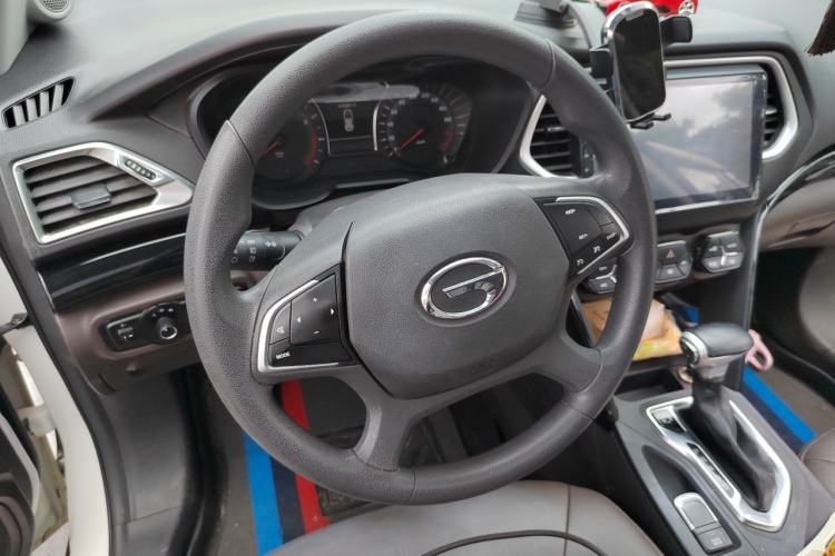 Used GAC Trumpchi GS4 2017 235T Automatic Two-Wheel Drive Elite Edition Steering Wheel
