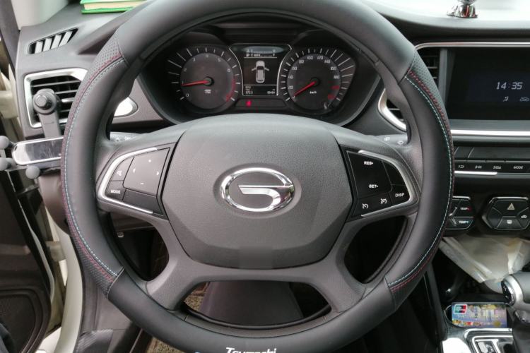 Used GAC Trumpchi GS4 2017 235T Automatic Two-Wheel Drive Elite Edition Steering Wheel