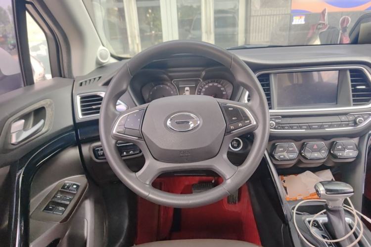 Used GAC Trumpchi GS4 2017 235T G-DCT Two-Wheel Drive Elite Edition Steering Wheel