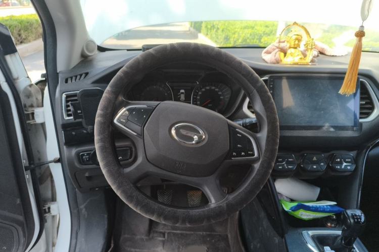 Used GAC Trumpchi GS4 2017 200T Manual Two-Wheel Drive Elite Edition Steering Wheel