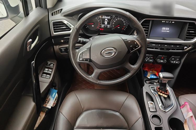 Used GAC Trumpchi GS4 2017 235T Automatic Two-Wheel Drive Luxury Smart Connectivity Version Steering Wheel