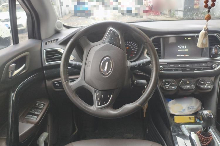 Used GAC Trumpchi GS4 2017 200T Manual Two-Wheel Drive Luxury Edition Steering Wheel