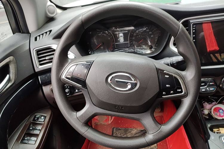 Used GAC Trumpchi GS4 2017 235T Automatic Two-Wheel Drive Elite Edition Steering Wheel