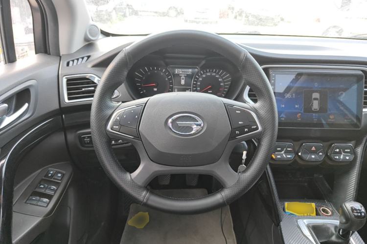 Used GAC Trumpchi GS4 2017 200T Manual Two-Wheel Drive Elite Edition Steering Wheel
