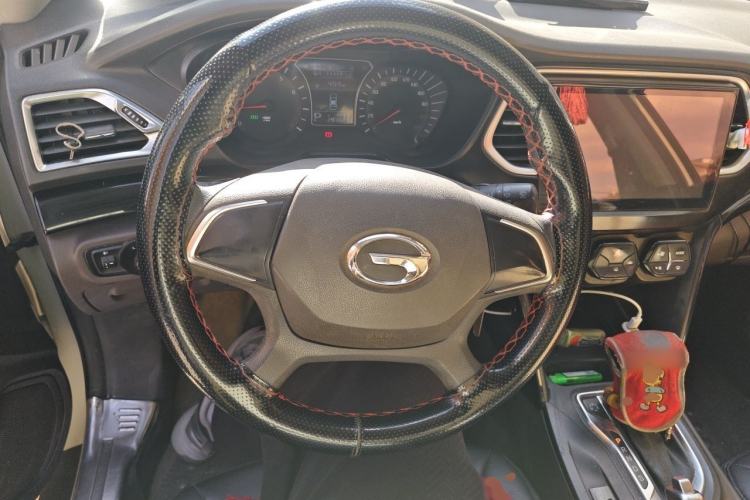 Used GAC Trumpchi GS4 2017 200T G-DCT Two-Wheel Drive Comfort Edition Steering Wheel