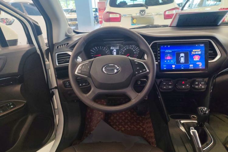 Used GAC Trumpchi GS4 2017 200T Manual Two-Wheel Drive Elite Edition Steering Wheel