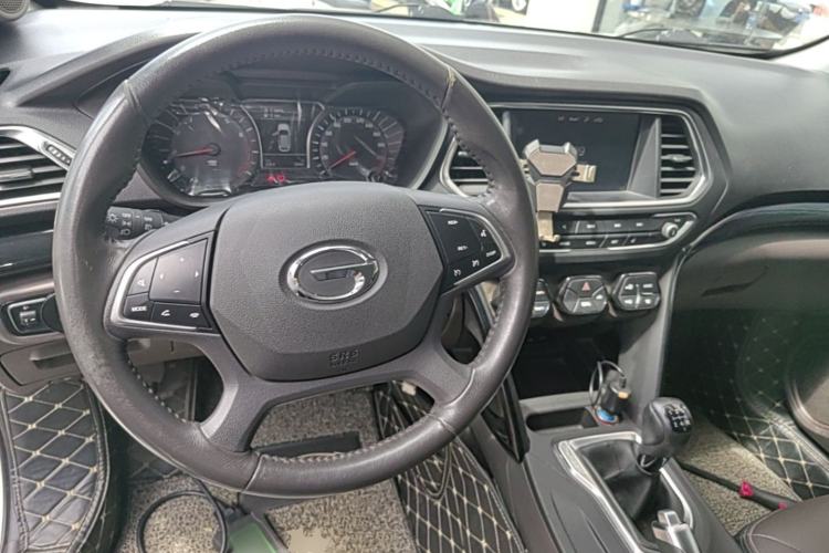 Used GAC Trumpchi GS4 2017 235T Manual Two-Wheel Drive Luxury Edition Steering Wheel