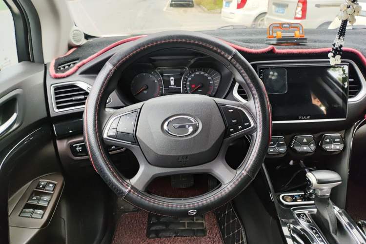 Used GAC Trumpchi GS4 2017 235T Automatic Two-Wheel Drive Elite Edition Steering Wheel