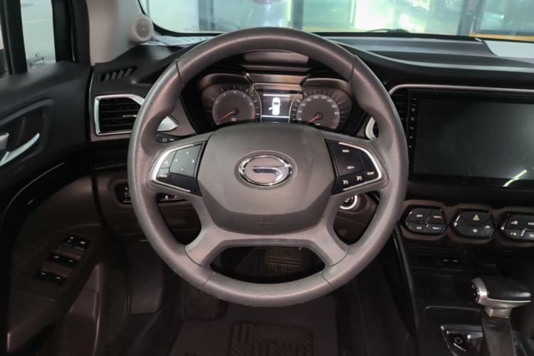 Used GAC Trumpchi GS4 2017 200T G-DCT Two-Wheel Drive Elite Edition Steering Wheel