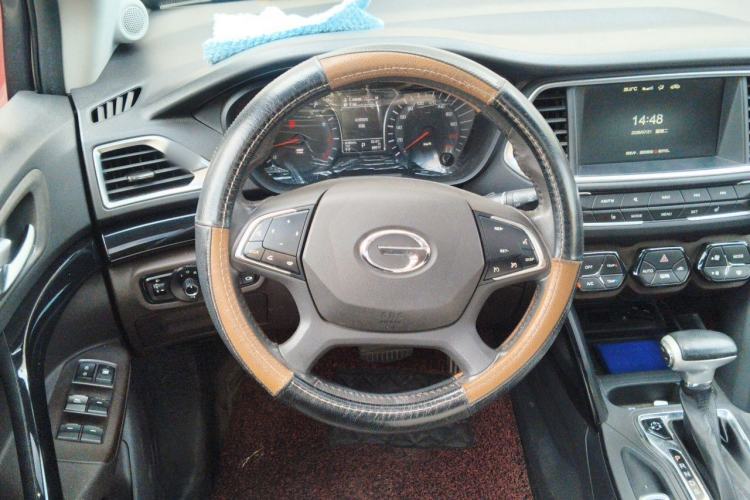 Used GAC Trumpchi GS4 2017 235T Automatic Two-Wheel Drive Luxury Smart Connectivity Version Steering Wheel