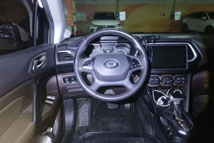 Used GAC Trumpchi GS4 2017 235T G-DCT Two-Wheel Drive Luxury Edition Steering Wheel