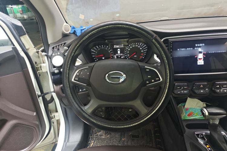 Used GAC Trumpchi GS4 2017 235T Automatic Two-Wheel Drive Elite Edition Steering Wheel