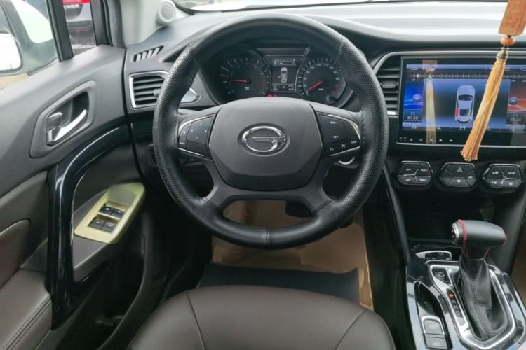 Used GAC Trumpchi GS4 2017 235T Automatic Two-Wheel Drive Elite Edition Steering Wheel