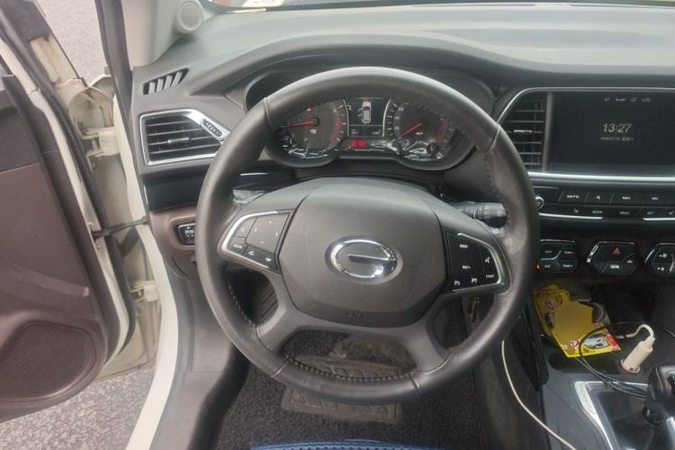 Used GAC Trumpchi GS4 2017 235T Manual Two-Wheel Drive Luxury Edition Steering Wheel
