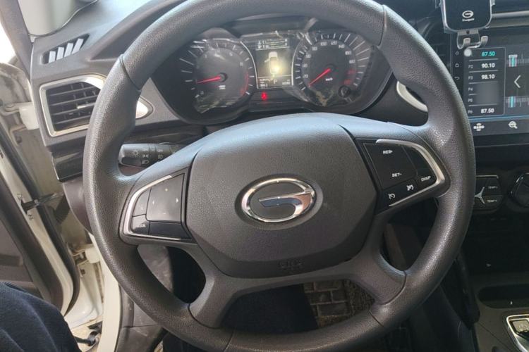 Used GAC Trumpchi GS4 2017 235T Automatic Two-Wheel Drive Elite Edition Steering Wheel