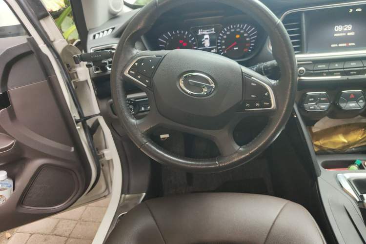 Used GAC Trumpchi GS4 2017 235T Manual Two-Wheel Drive Luxury Edition Steering Wheel