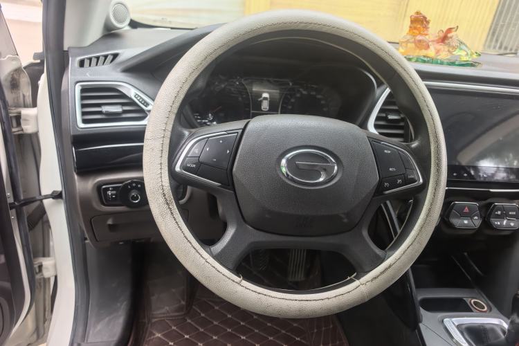 Used GAC Trumpchi GS4 2017 200T Manual Two-Wheel Drive Elite Edition Steering Wheel