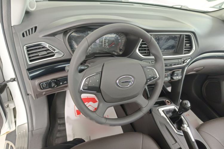 Used GAC Trumpchi GS4 2017 200T Manual Two-Wheel Drive Elite Edition Steering Wheel