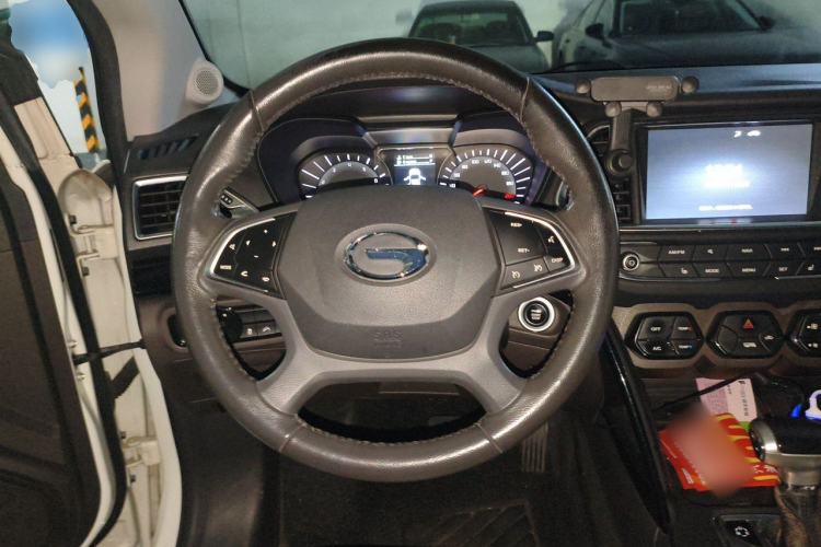 Used GAC Trumpchi GS4 2017 235T G-DCT Two-Wheel Drive Luxury Edition Steering Wheel