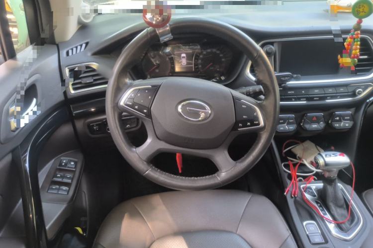 Used GAC Trumpchi GS4 2017 235T G-DCT Two-Wheel Drive Luxury Edition Steering Wheel