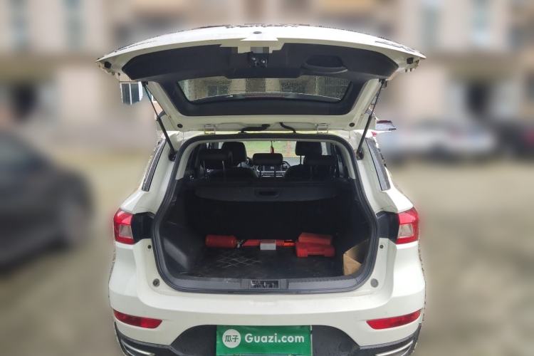 Used GAC Trumpchi GS4 2017 235T Automatic Two-Wheel Drive Luxury Smart Connectivity Version Trunk