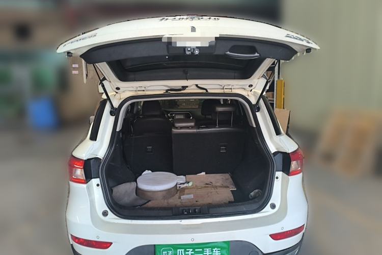 Used GAC Trumpchi GS4 2017 235T Automatic Two-Wheel Drive Elite Edition Trunk