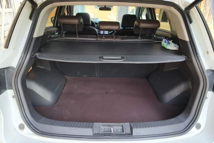 Used GAC Trumpchi GS4 2017 235T Automatic Two-Wheel Drive Luxury Smart Connectivity Version Trunk