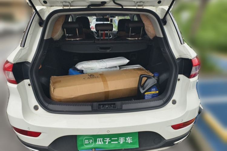 Used GAC Trumpchi GS4 2017 235T Manual Two-Wheel Drive Luxury Edition Trunk
