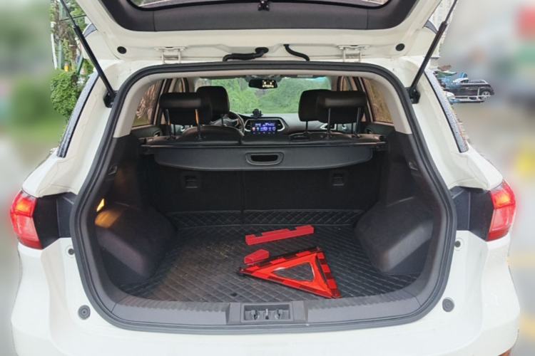 Used GAC Trumpchi GS4 2017 235T G-DCT Two-Wheel Drive Elite Edition Trunk
