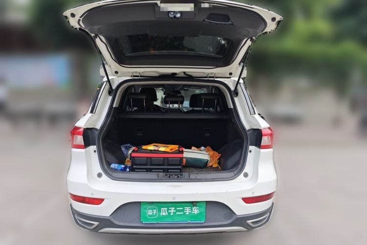 Used GAC Trumpchi GS4 2017 235T Automatic Two-Wheel Drive Elite Edition Trunk