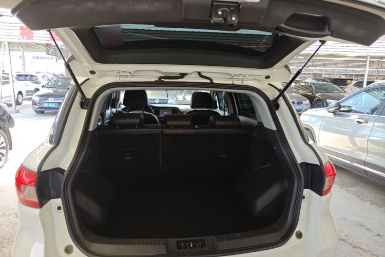 Used GAC Trumpchi GS4 2017 235T Automatic Two-Wheel Drive Luxury Smart Connectivity Version Trunk